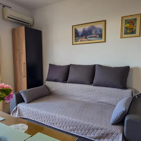 Milena Apartment *